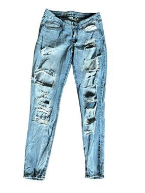 Rewash Women’s Light Blue Distressed .Jeans